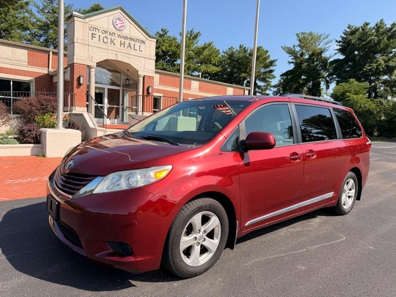 Toyota Sienna  2015