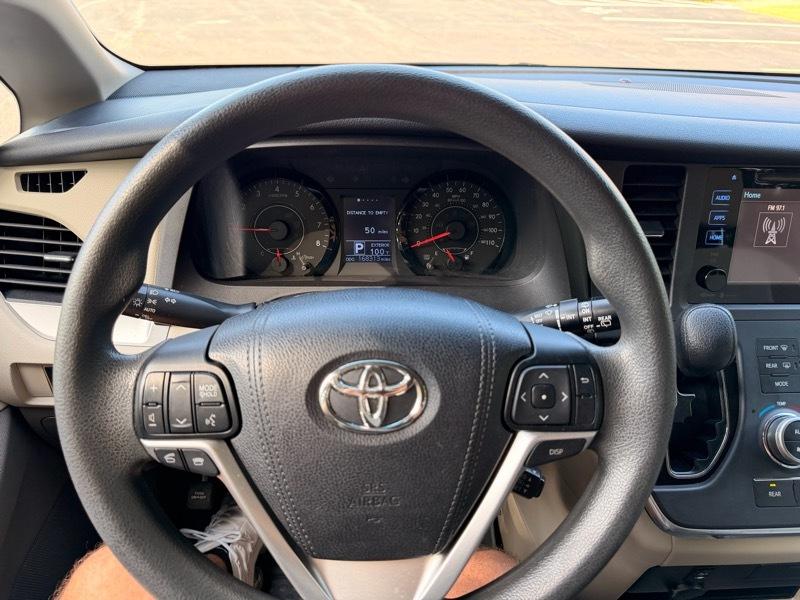 Toyota Sienna  2015