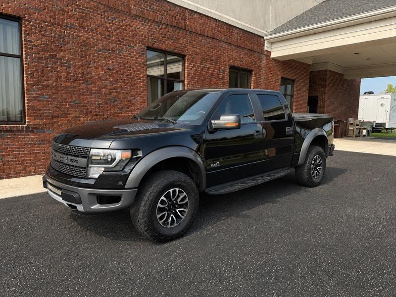 2013 Ford F-150 4WD SuperCab 133" SVT Raptor