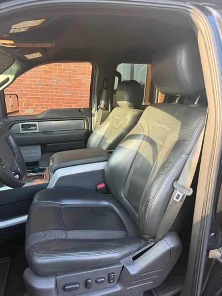 Ford F-150 4WD SuperCab 133" SVT Raptor 2013