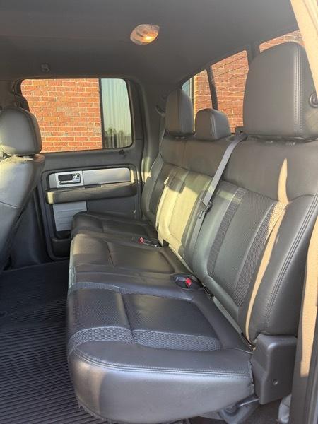 Ford F-150 4WD SuperCab 133" SVT Raptor 2013