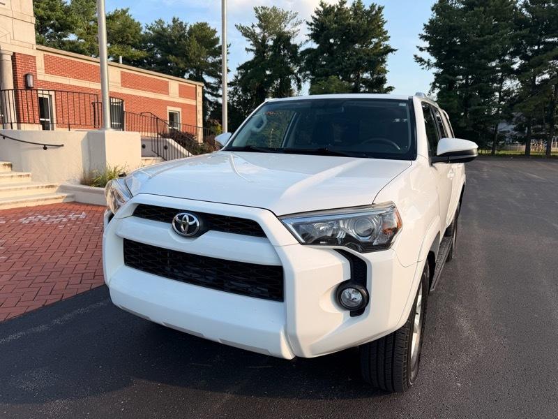 Toyota 4Runner SR5 4WD 2015