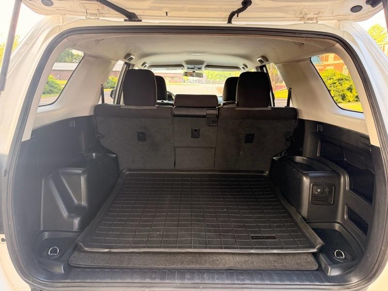 Toyota 4Runner SR5 4WD 2015