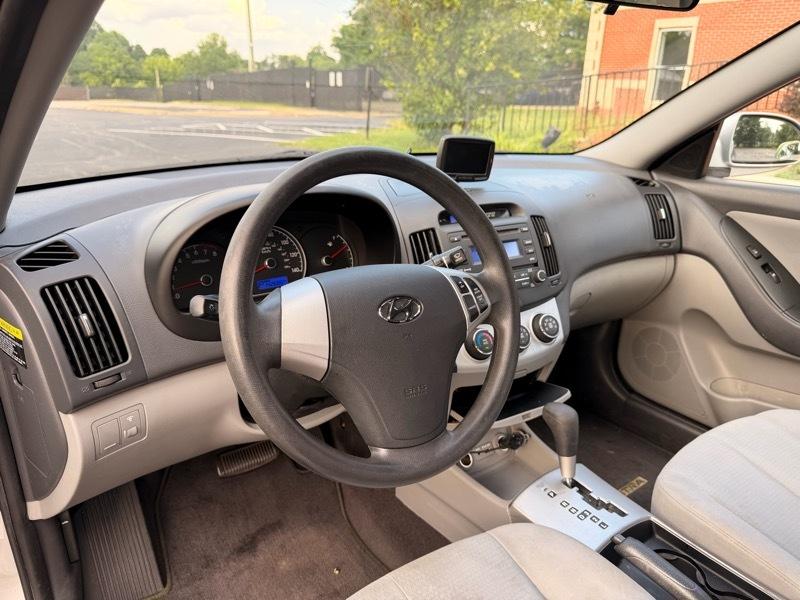 Hyundai Elantra GLS 2009