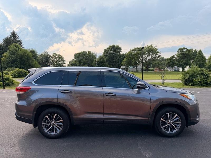 Toyota Highlander  2018