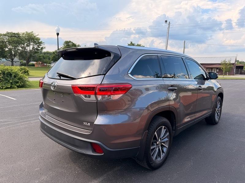 Toyota Highlander  2018