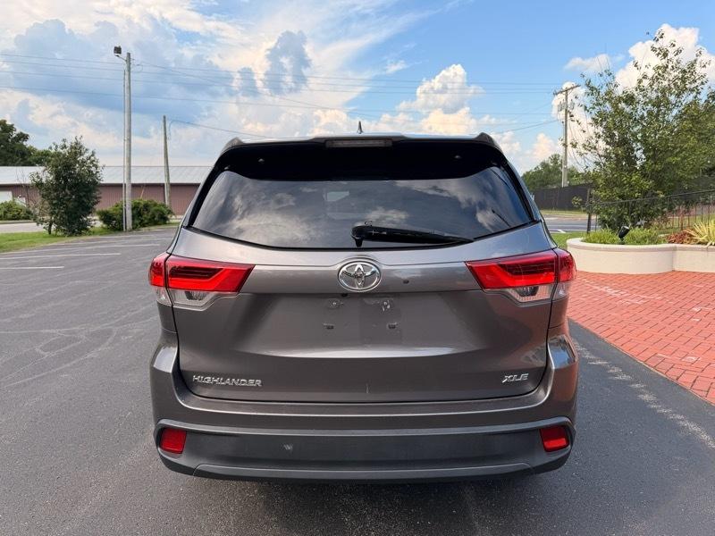 Toyota Highlander  2018
