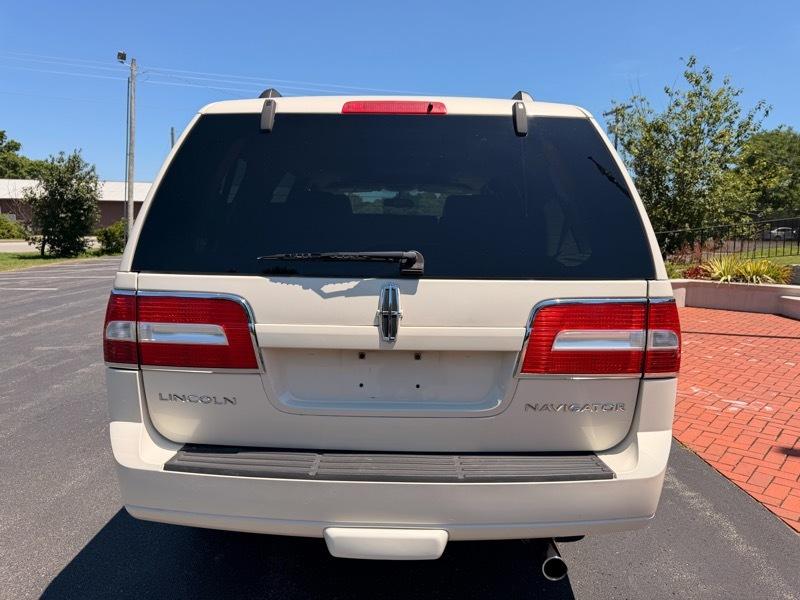 Lincoln Navigator 4WD Luxury 2007