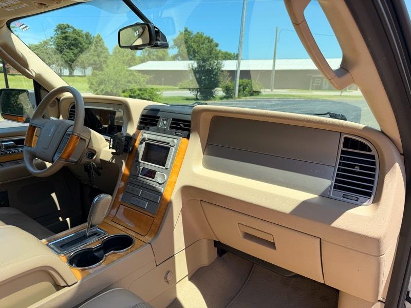 Lincoln Navigator 4WD Luxury 2007