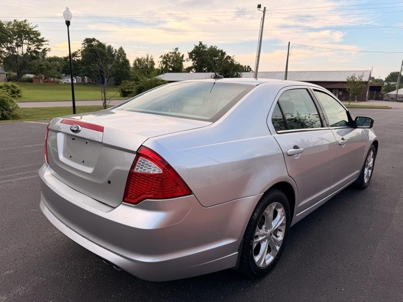 Ford Fusion SE 2012