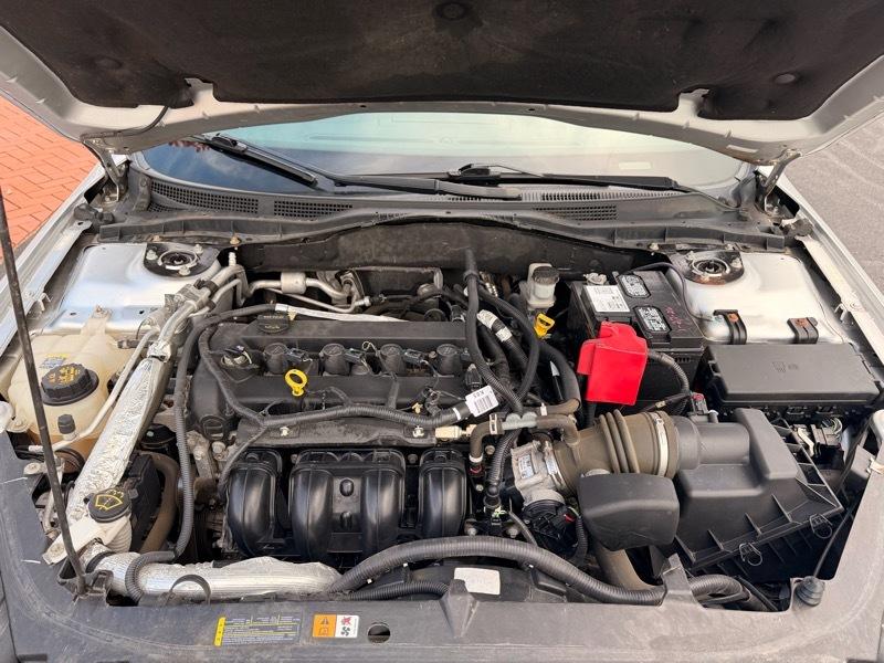 Ford Fusion SE 2012