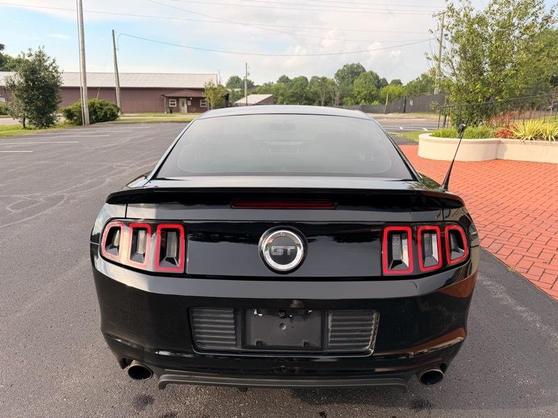 Ford Mustang GT Coupe 2013