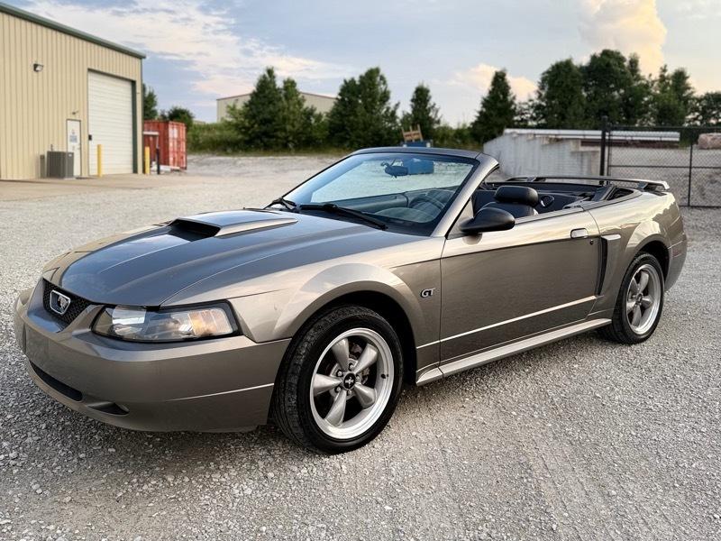 2002 Ford Mustang GT Deluxe Convertible