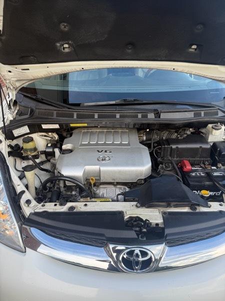 Toyota Sienna XLE FWD 2009