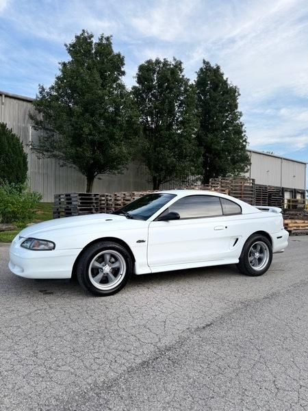 Ford Mustang GT Coupe 1997