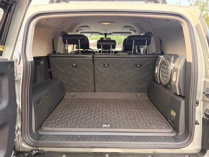 Toyota FJ Cruiser 4WD AT 2010