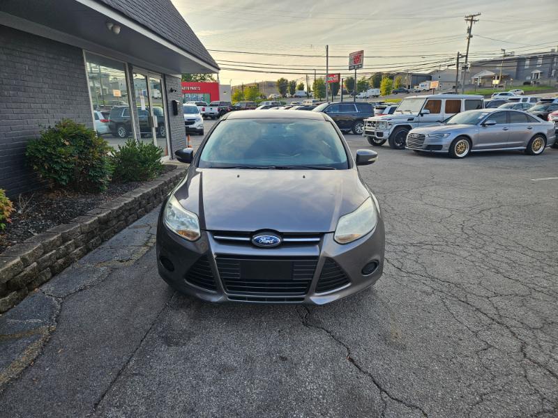 Ford Focus SE Hatch 2013