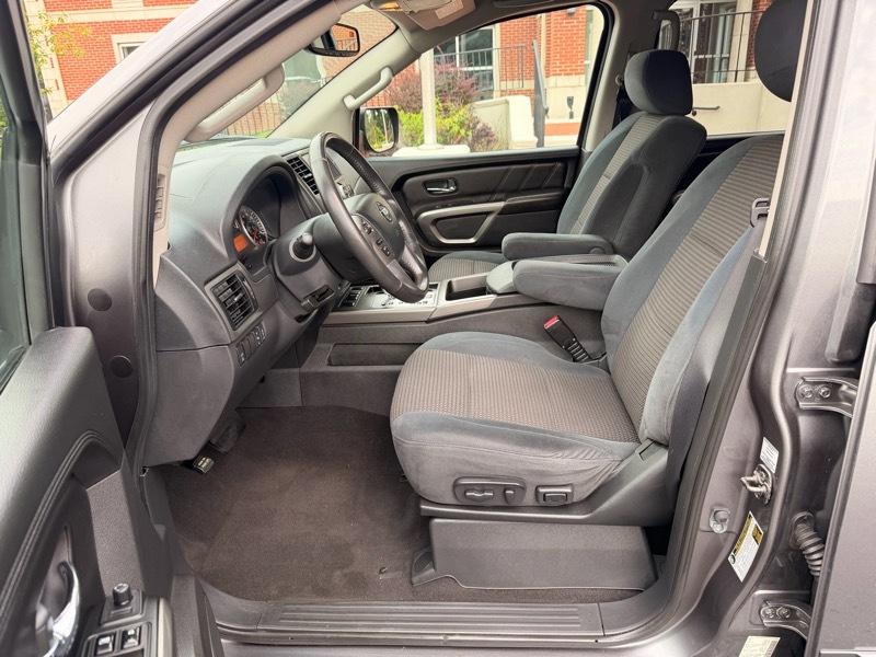 Nissan Armada SL 4WD 2015