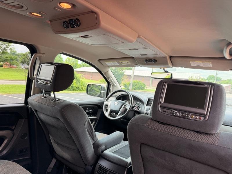 Nissan Armada SL 4WD 2015