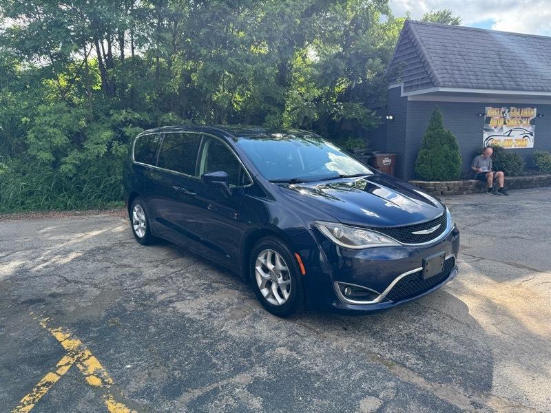 Chrysler Pacifica Touring Plus 2018