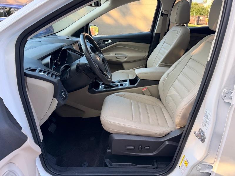 Ford Escape Titanium FWD 2017