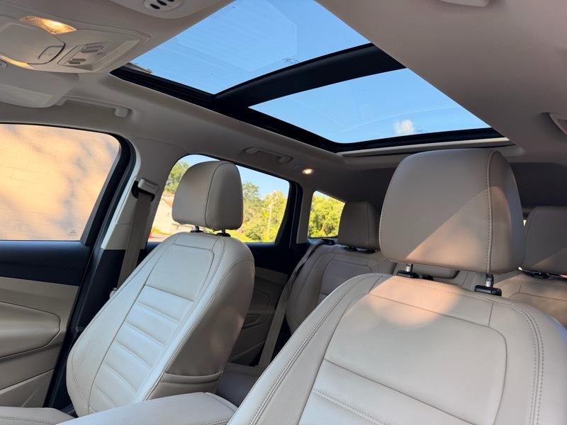 Ford Escape Titanium FWD 2017