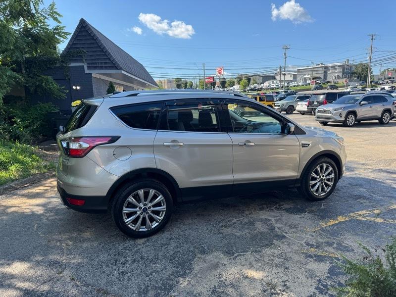 Ford Escape Titanium FWD 2017