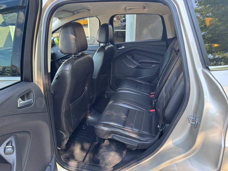 Ford Escape Titanium FWD 2017
