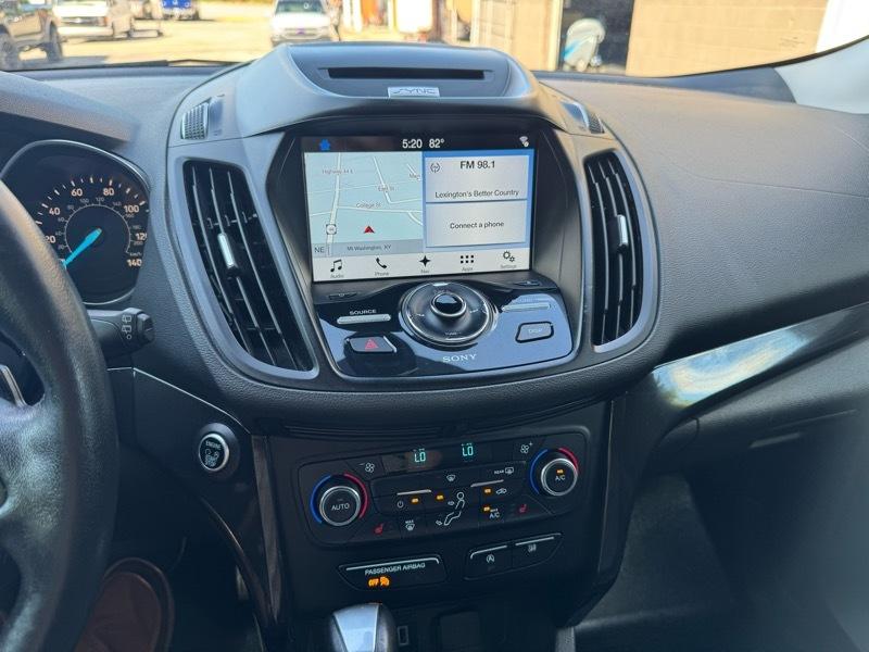 Ford Escape Titanium FWD 2017