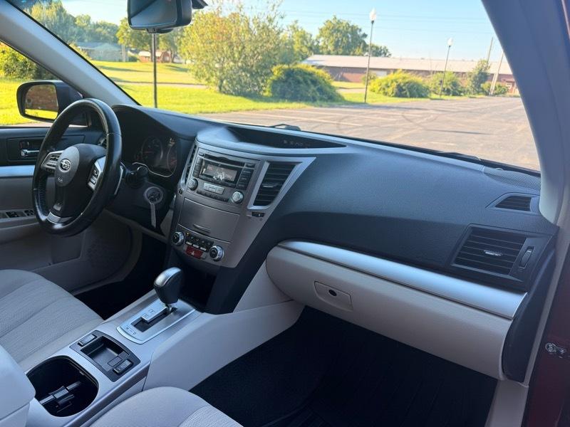 Subaru Outback 2.5i Premium 2013