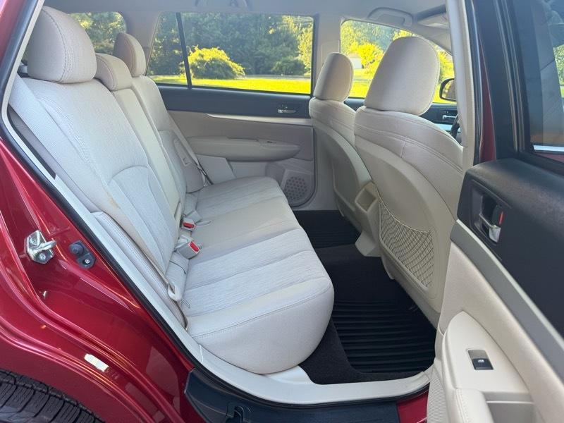 Subaru Outback 2.5i Premium 2013