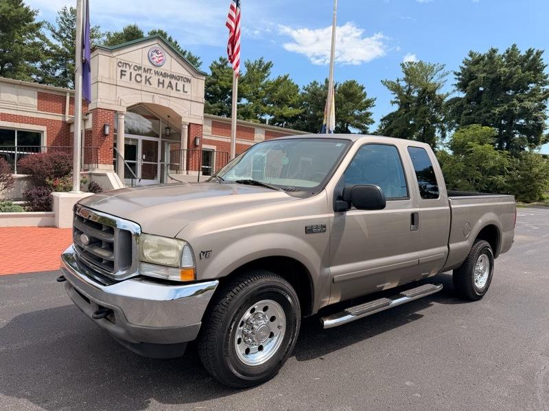 2002 Ford F-250 SD XLT SuperCab 2WD