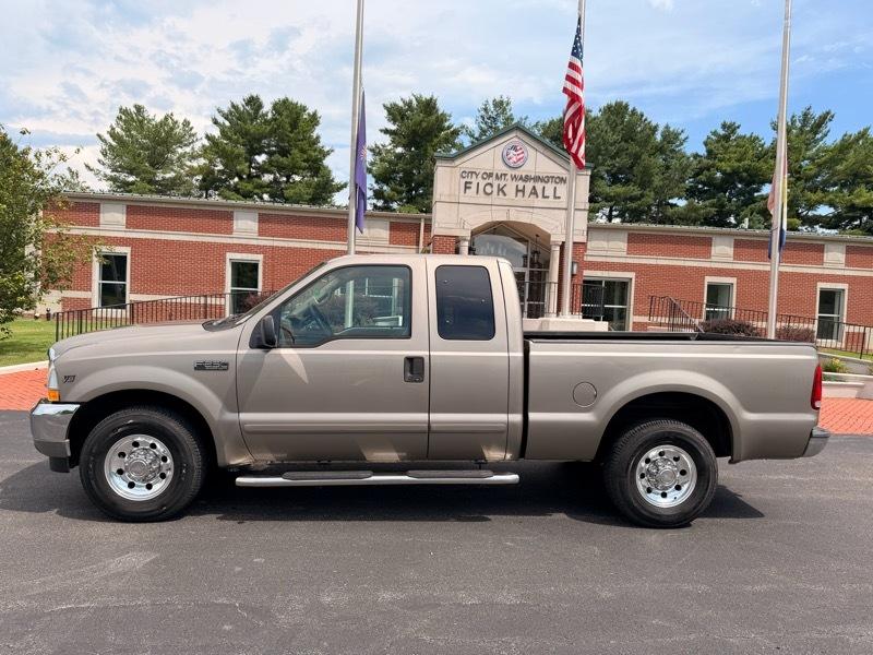 Ford F-250 SD XLT SuperCab 2WD 2002
