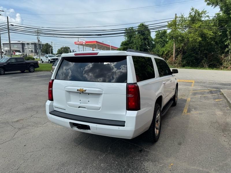Chevrolet Suburban LT 4WD 2019