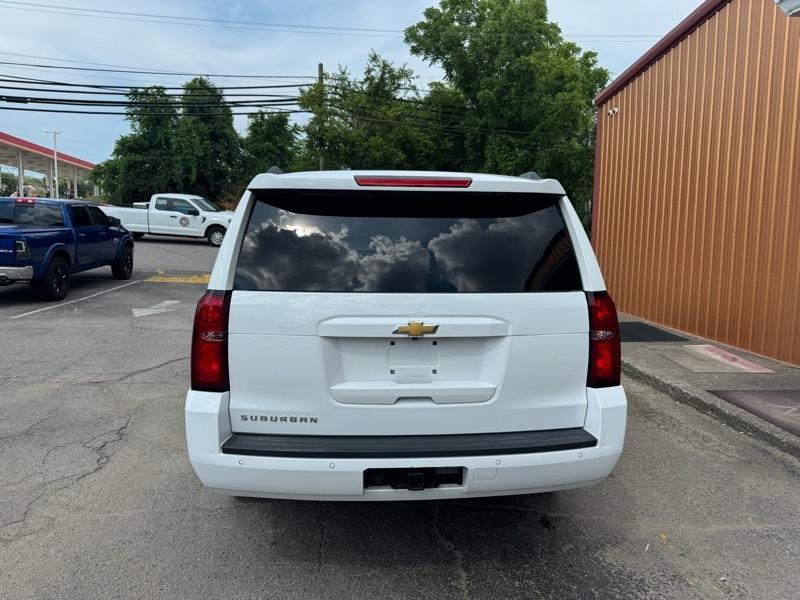 Chevrolet Suburban LT 4WD 2019