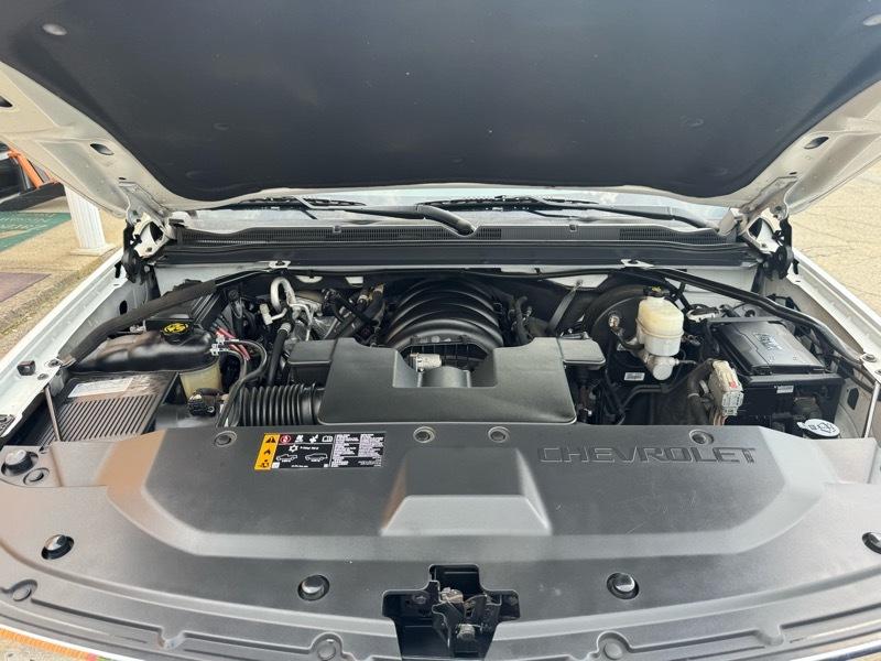 Chevrolet Suburban LT 4WD 2019