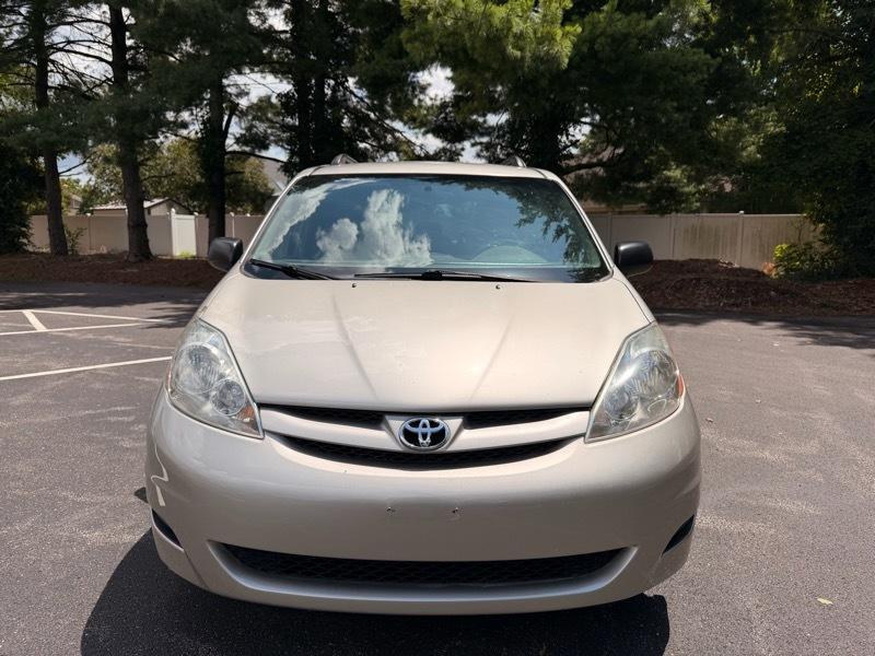 Toyota Sienna LE FWD 8-Passenger Seating 2008