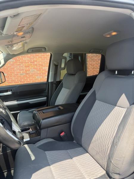 Toyota Tundra SR5 5.7L V8 FFV CrewMax 4WD 2016