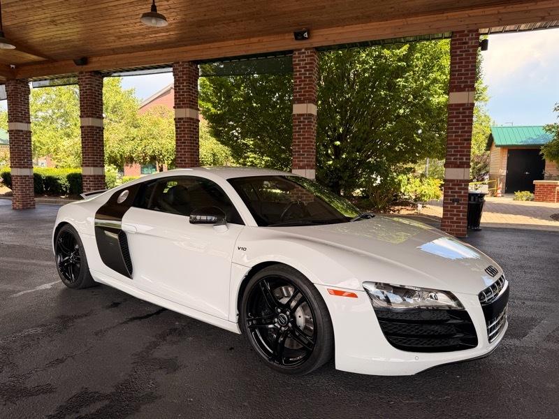 2012 Audi R8 5.2 Coupe quattro Auto R tronic
