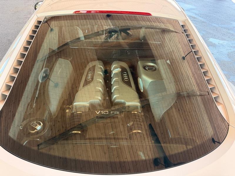 Audi R8 5.2 Coupe quattro Auto R tronic 2012