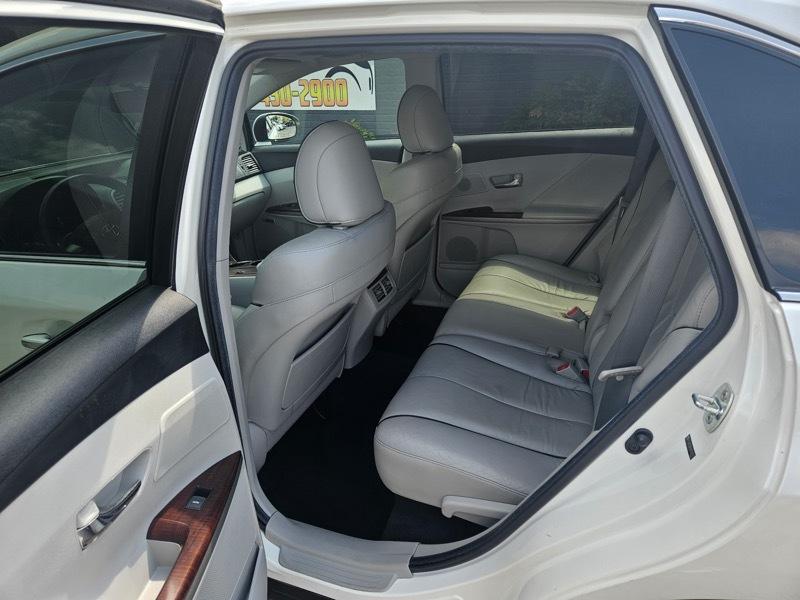 Toyota Venza AWD V6 2011