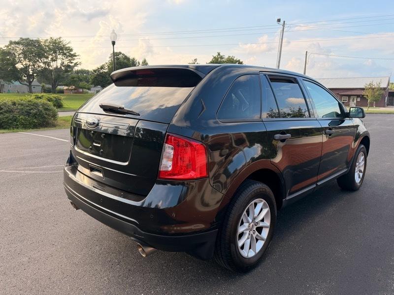 Ford Edge SE FWD 2014