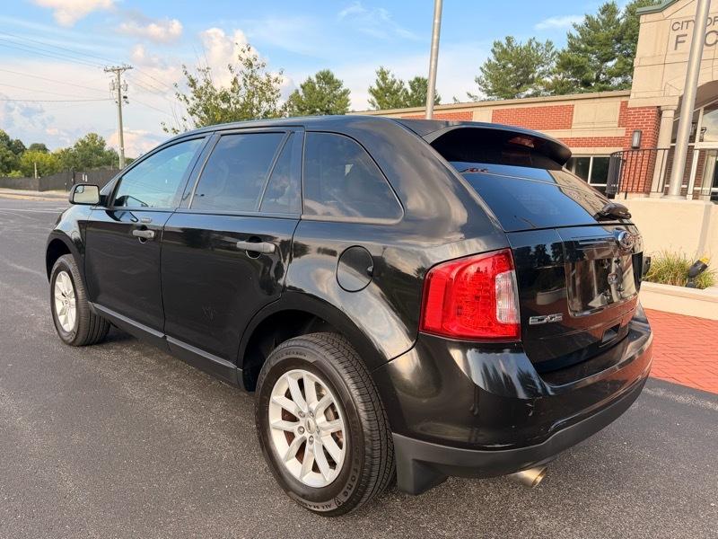 Ford Edge SE FWD 2014