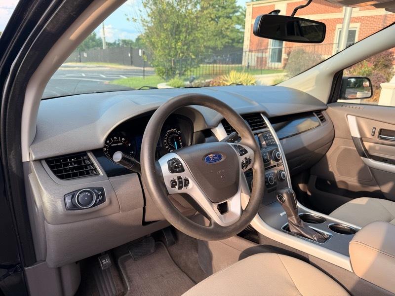 Ford Edge SE FWD 2014