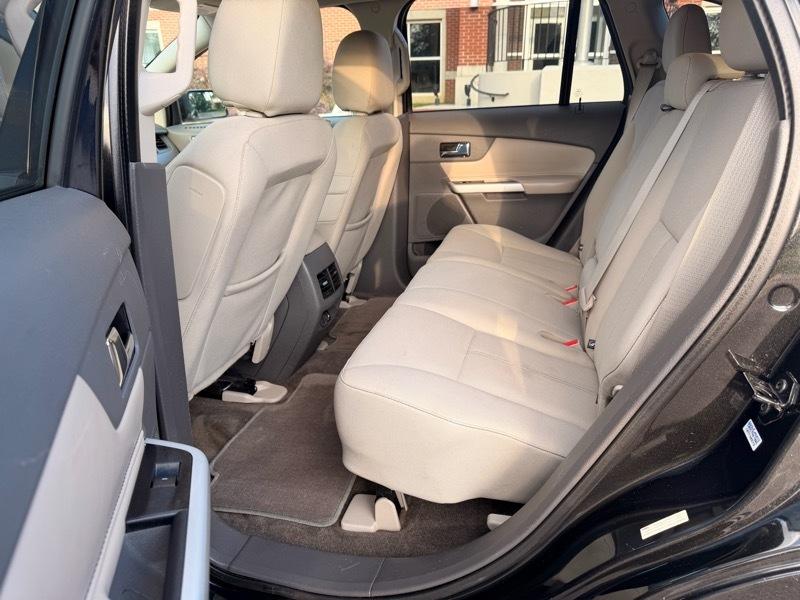 Ford Edge SE FWD 2014