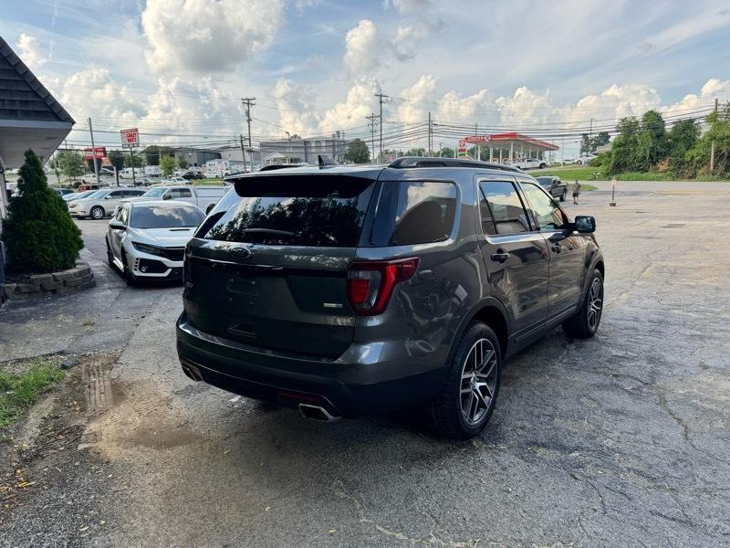 Ford Explorer Sport 4WD 2016