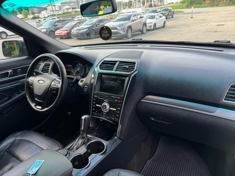 Ford Explorer Sport 4WD 2016