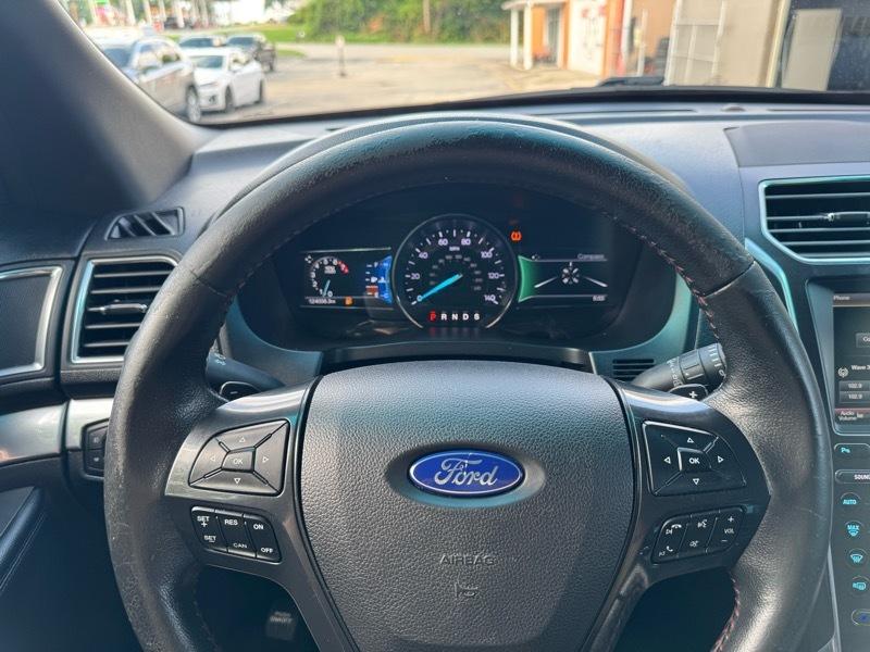 Ford Explorer Sport 4WD 2016