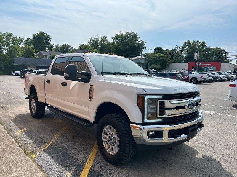 Ford F-250 SD XLT Crew Cab 4WD 2019