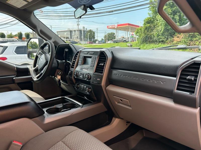 Ford F-250 SD XLT Crew Cab 4WD 2019